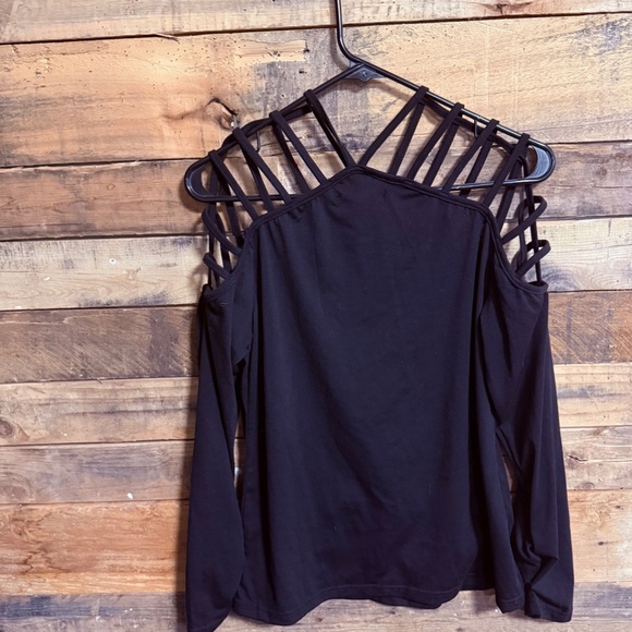 NWT Boutique strappy shirt - Picture 3 of 4
